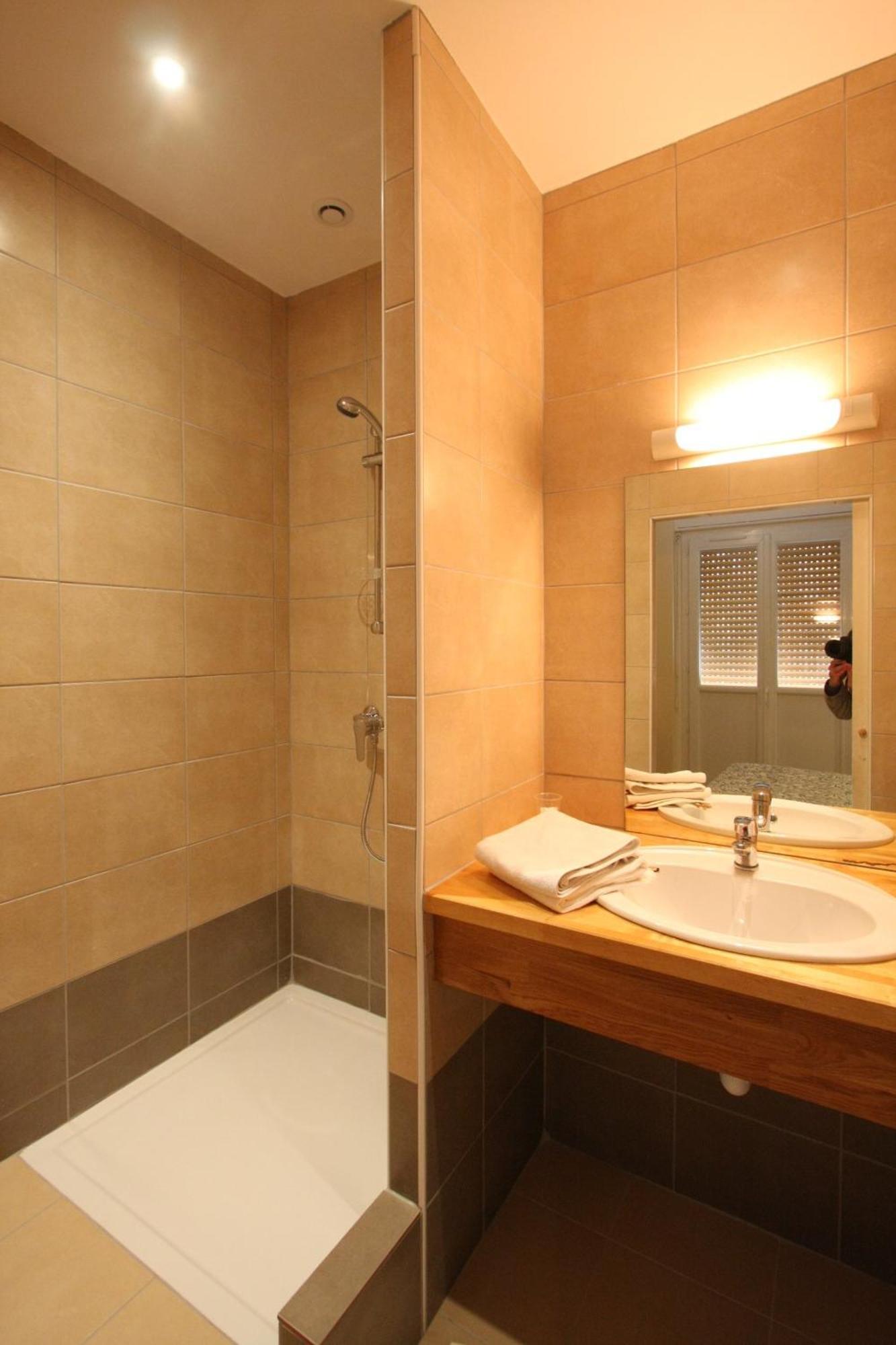 Le Provencal Hotel Tarascon Ngoại thất bức ảnh