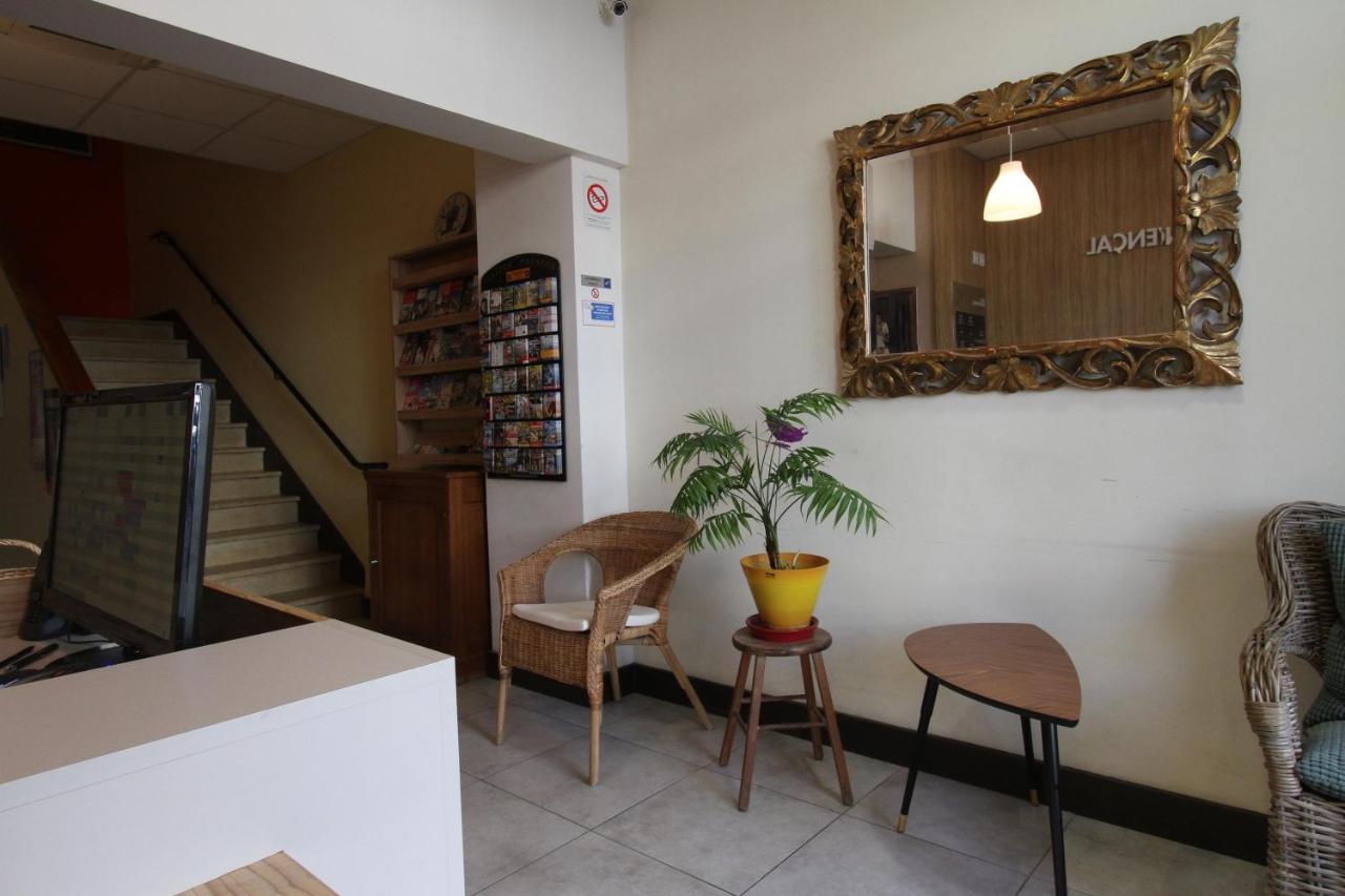 Le Provencal Hotel Tarascon Ngoại thất bức ảnh